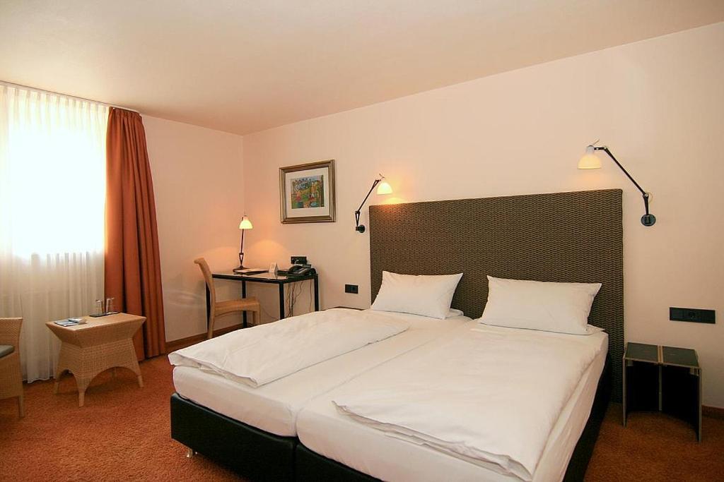 Hotel Dammuehle Marburg Esterno foto